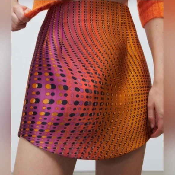 NWT Zara Geometric Print Dolphin Hem Mini Skirt - Picture 6 of 8